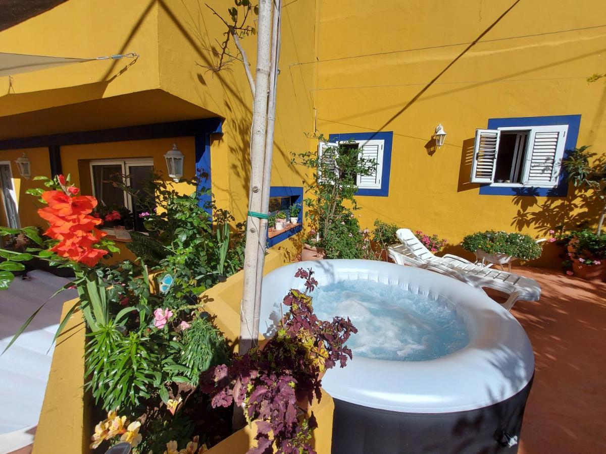 Casa Maestro Lelo – Acogedora Casa Rural Canaria Con Patios Y Jardines De Flores Las Palmas de Gran Canaria Exterior foto