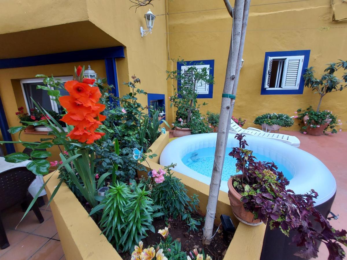 Casa Maestro Lelo – Acogedora Casa Rural Canaria Con Patios Y Jardines De Flores Las Palmas de Gran Canaria Exterior foto